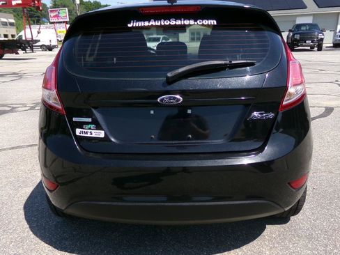 Used 2015 Ford Fiesta SE FWD image 5