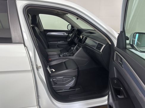 Used 2021 Volkswagen Atlas SE w/ Panoramic Sunroof Package AWD/4WD image 22
