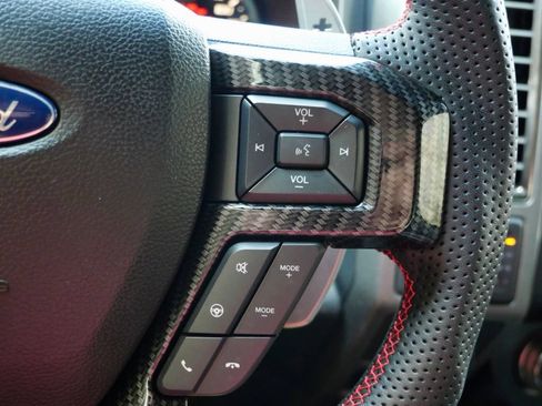 Used 2018 Ford F150 Raptor w/ Equipment Group 802A Luxury AWD/4WD image 26