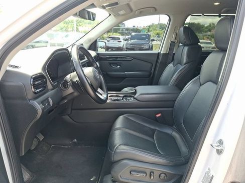 Certified 2023 Honda Pilot EX-L image 9