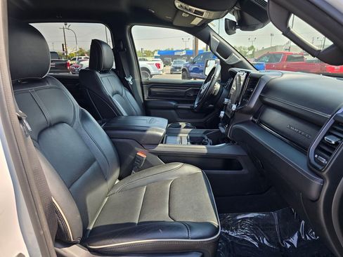 Used 2022 RAM 1500 Limited w/ Body-Colour Bumper Group image 10
