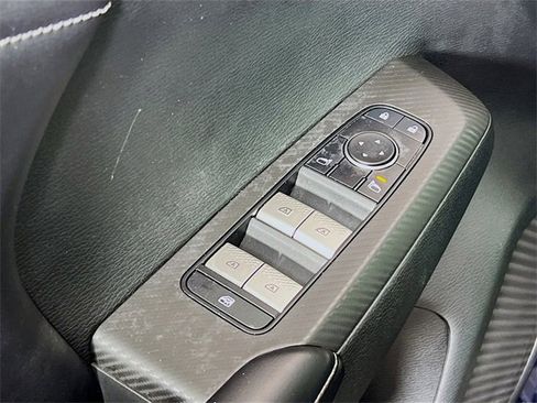 Used 2022 Mitsubishi Outlander SE image 18