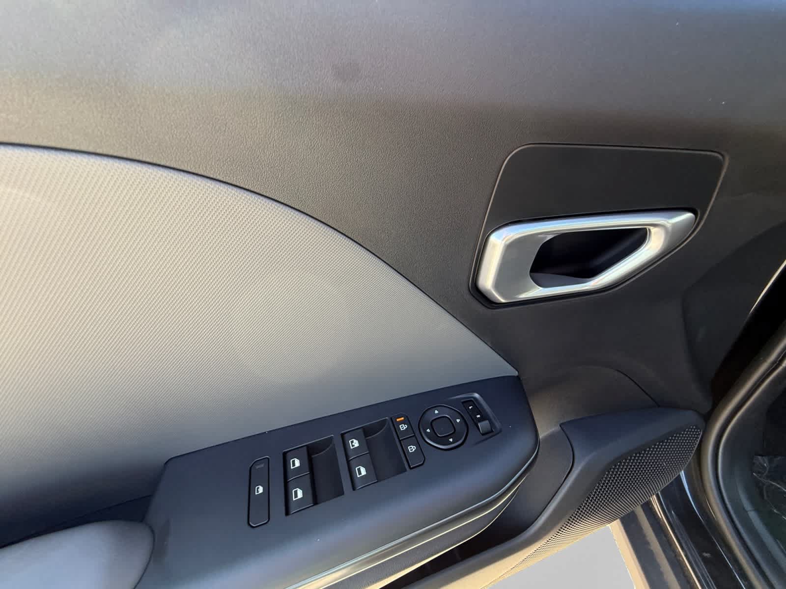 New 2026 Kia K4 FWD image 10