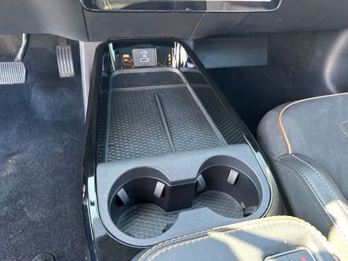 Used 2022 Ford Mustang Mach-E GT image 25