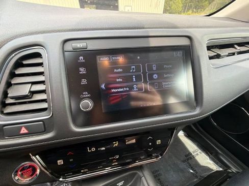 Certified 2021 Honda HR-V EX-L image 25