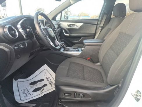 Used 2020 Chevrolet Blazer LT image 13