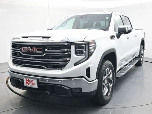 New 2026 GMC Sierra 1500 SLT w/ SLT Premium Plus Package AWD/4WD image 2