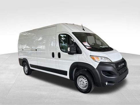 Used 2025 RAM ProMaster 3500 w/ Convenience Group FWD image 2