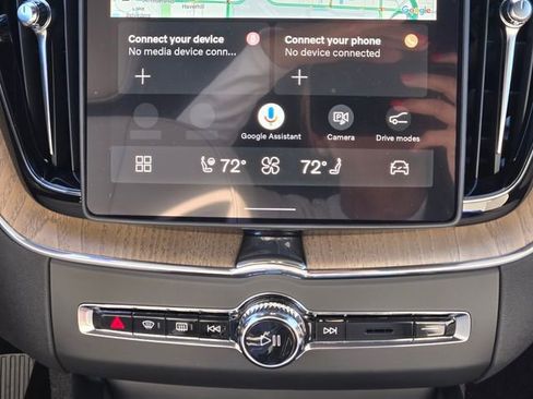 New 2026 Volvo XC60 B5 Plus w/ Protection Package Premier image 21