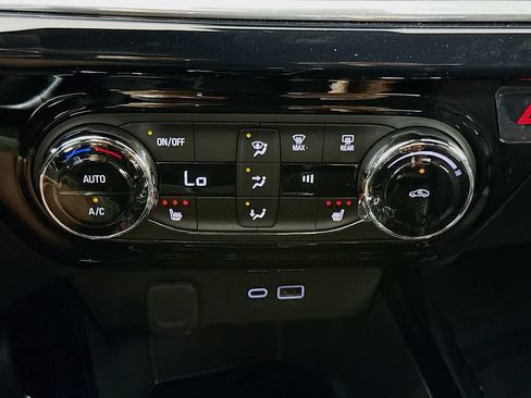 New 2026 Chevrolet Trax RS w/ Driver Confidence Package FWD image 15