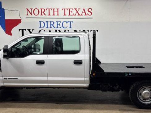 Used 2022 Ford F250 XL w/ Power Equipment Group AWD/4WD image 10