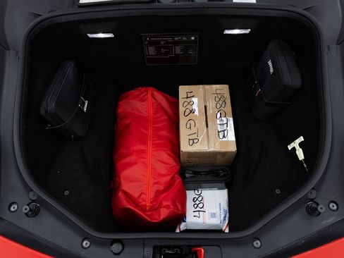 Used 2019 Ferrari 488 GTB RWD image 18