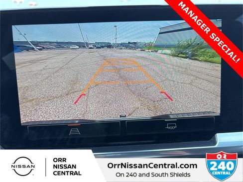 Used 2024 GMC Sierra 1500 SLT image 25