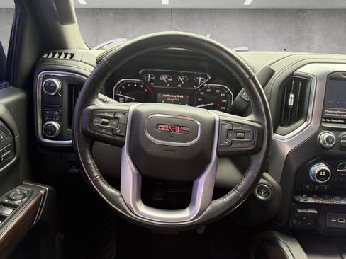 Used 2020 GMC Sierra 1500 SLT image 21