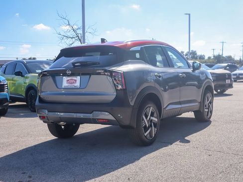 New 2026 Nissan Kicks SV w/ SV Premium Package FWD image 5