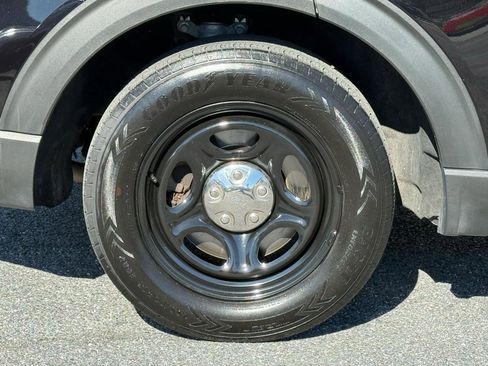 Used 2022 Ford Explorer 4WD Police Interceptor image 27