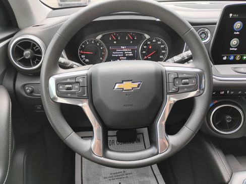 Used 2024 Chevrolet Blazer LT w/ Convenience Package FWD image 20