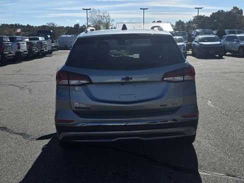 Used 2023 Chevrolet Equinox RS image 4