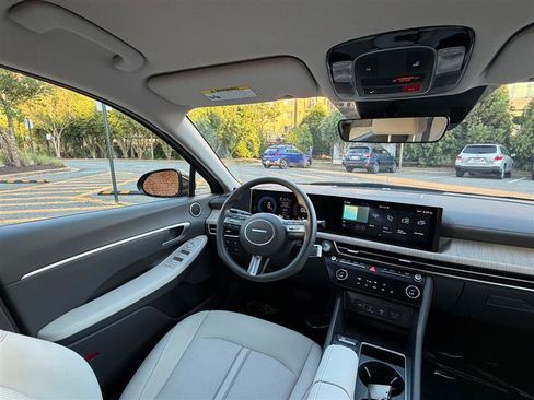 Used 2026 Hyundai Sonata Blue FWD image 35
