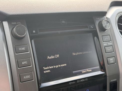 Used 2017 Toyota Tundra Limited image 17