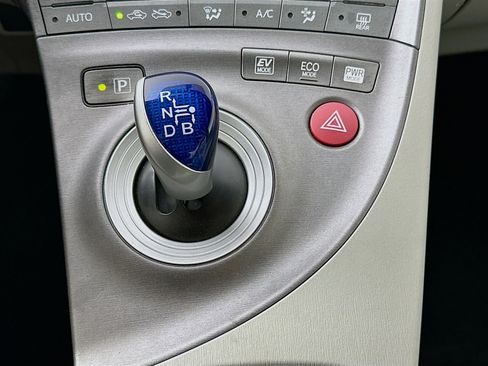 Used 2014 Toyota Prius Two image 23