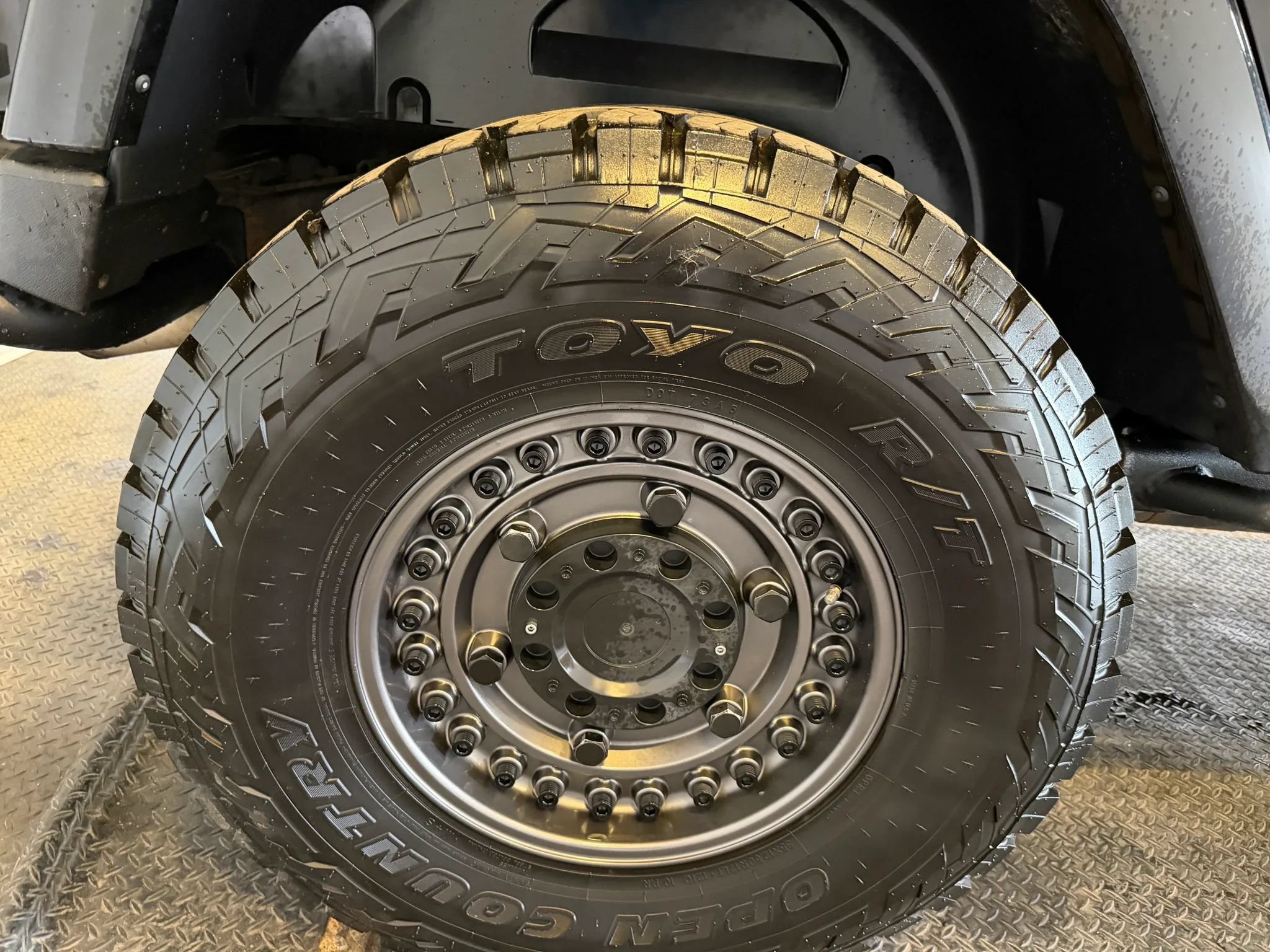 Used 2017 Jeep Wrangler Unlimited Sahara AWD/4WD image 41