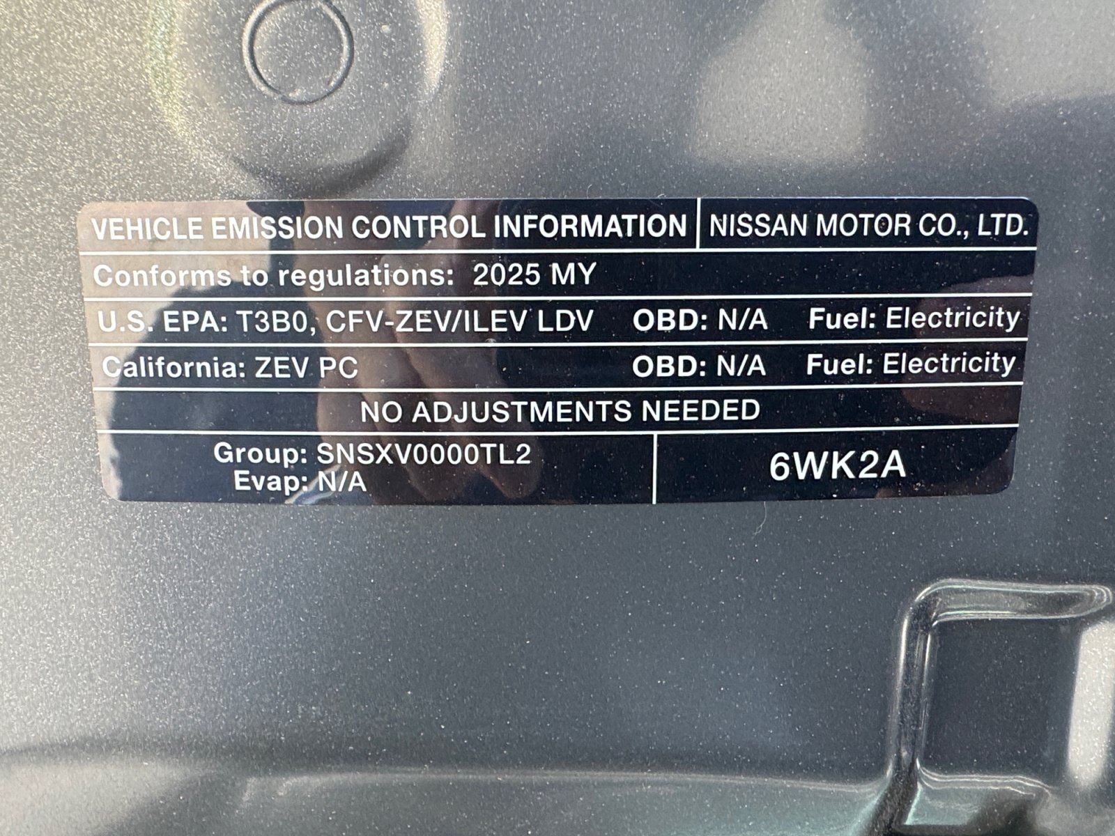 Used 2025 Nissan Leaf S FWD image 17