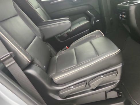Certified 2025 Chevrolet Tahoe Premier RWD image 33