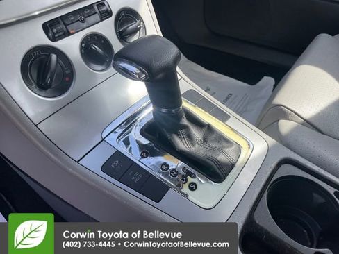 Used 2006 Volkswagen Passat 2.0T FWD image 22