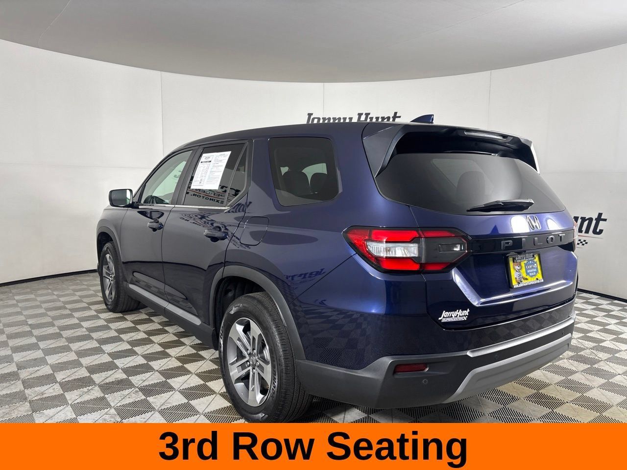 Used 2023 Honda Pilot EX-L image 8