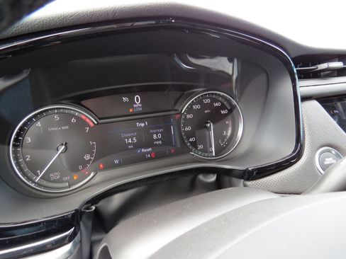 New 2025 Cadillac XT6 Luxury image 21