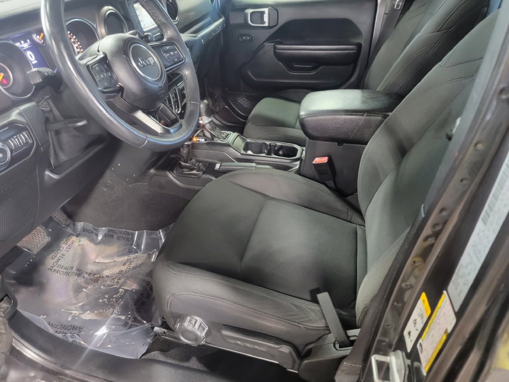 Used 2018 Jeep Wrangler Unlimited Sport S AWD/4WD image 11