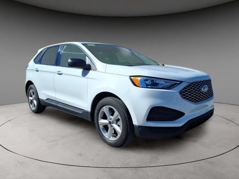Used 2024 Ford Edge SE AWD/4WD image 14