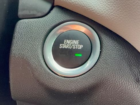 Used 2024 Chevrolet Equinox LS w/ Midnight Edition FWD image 20