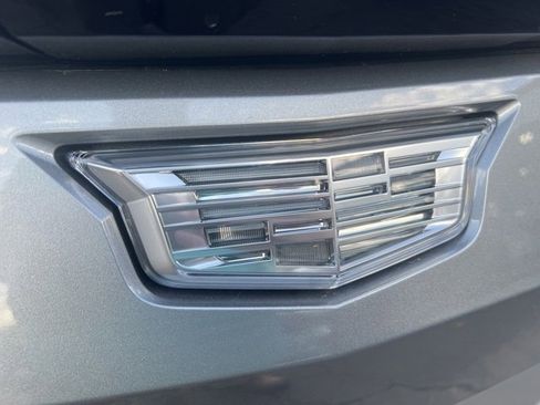 New 2024 Cadillac Lyriq Luxury image 37