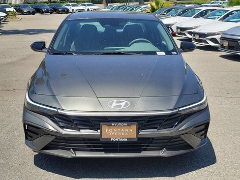New 2026 Hyundai Elantra Sport FWD image 28