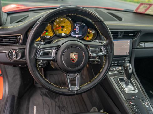 Used 2019 Porsche 911 Carrera S image 12