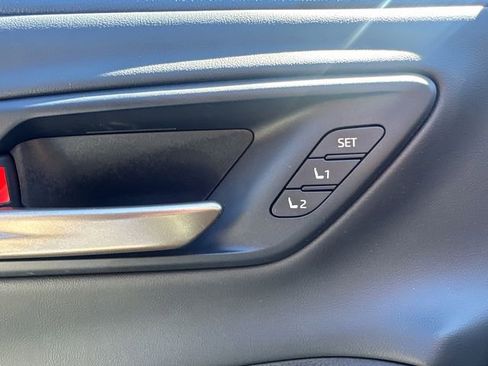 Used 2025 Toyota Crown Signia AWD/4WD image 26