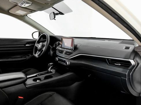 Used 2019 Nissan Altima 2.5 S image 10