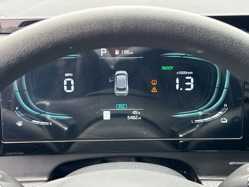 Certified 2025 Kia Sportage LX image 28