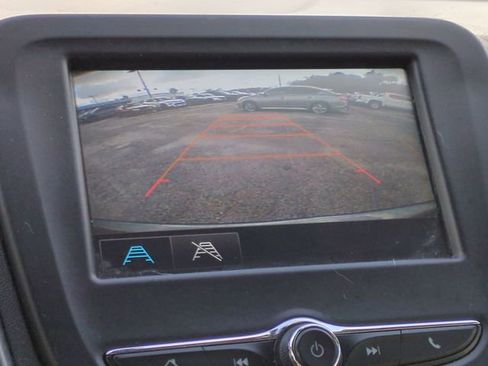 Used 2018 Chevrolet Equinox LT image 24