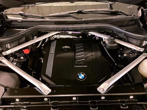 Used 2023 BMW X5 xDrive40i w/ Premium Package image 29