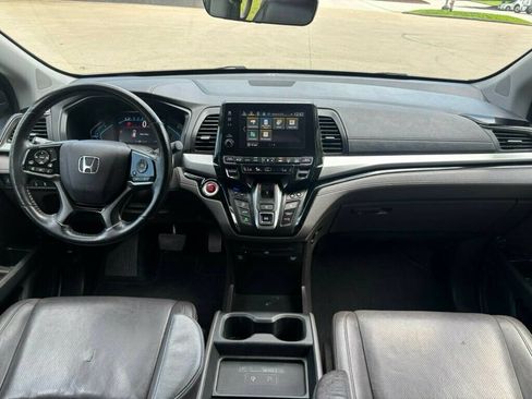 Used 2018 Honda Odyssey Elite image 25