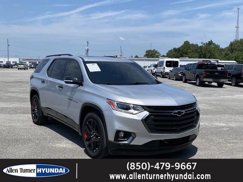Used 2020 Chevrolet Traverse Premier w/ Redline Edition FWD image 1