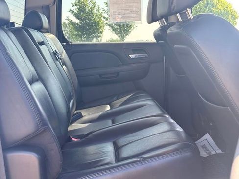 Used 2007 Chevrolet Silverado 1500 LTZ w/ Safety Package AWD/4WD image 25
