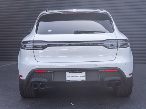 Certified 2024 Porsche Macan Turbo AWD/4WD image 8