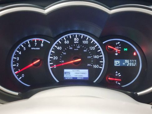 Used 2013 Nissan Quest LE w/ Protection Pkg image 28