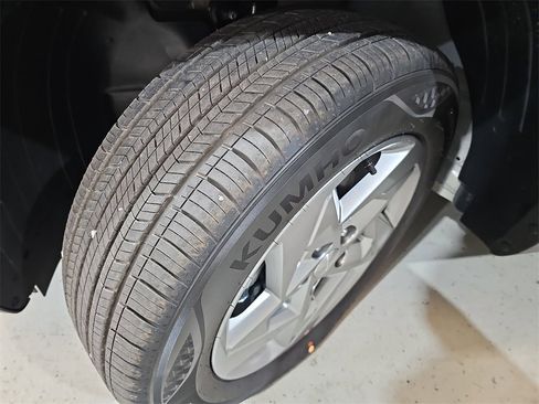 New 2026 Hyundai Kona SE image 30