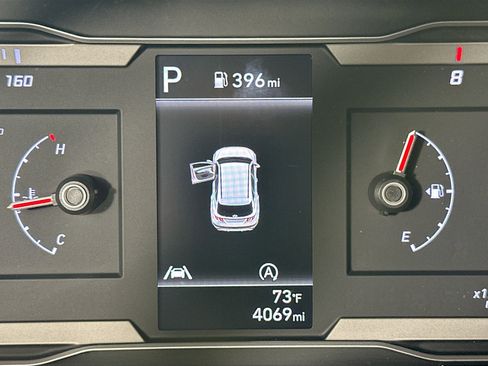 Used 2024 Hyundai Tucson SEL image 12