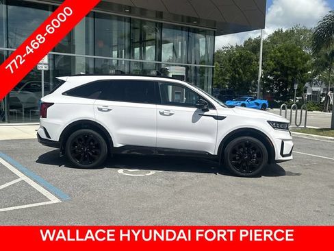 Used 2023 Kia Sorento SX AWD/4WD image 10